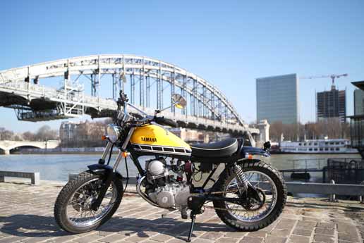 photo de la moto YAMAHA-SR125-TRACKER